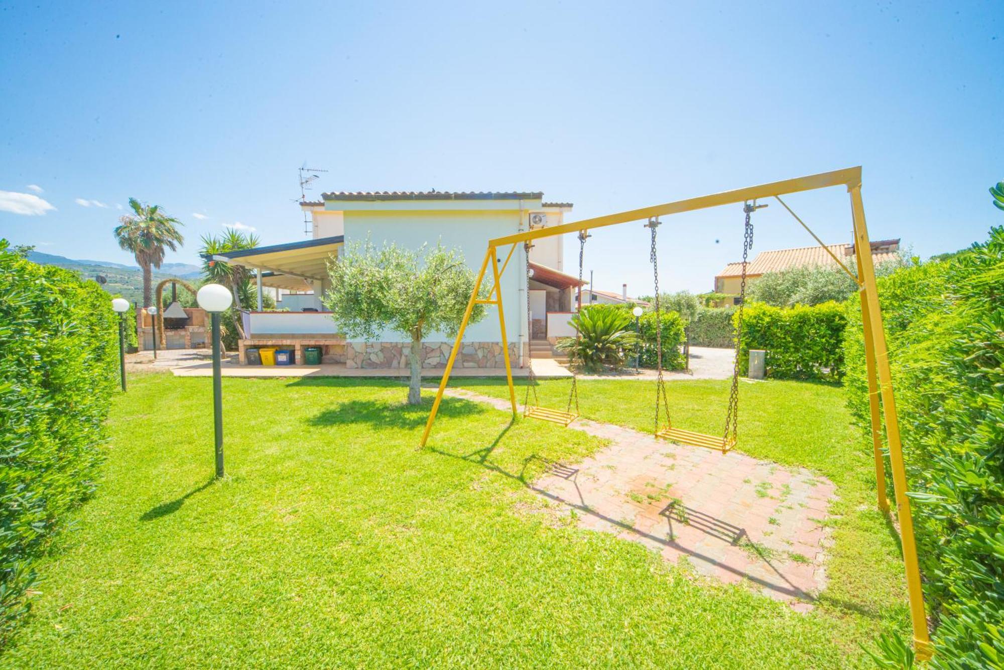 Case Vacanze Mare Nostrum - Villas In Front Of The Beach With Pool Campofelice Di Roccella Eksteriør bilde