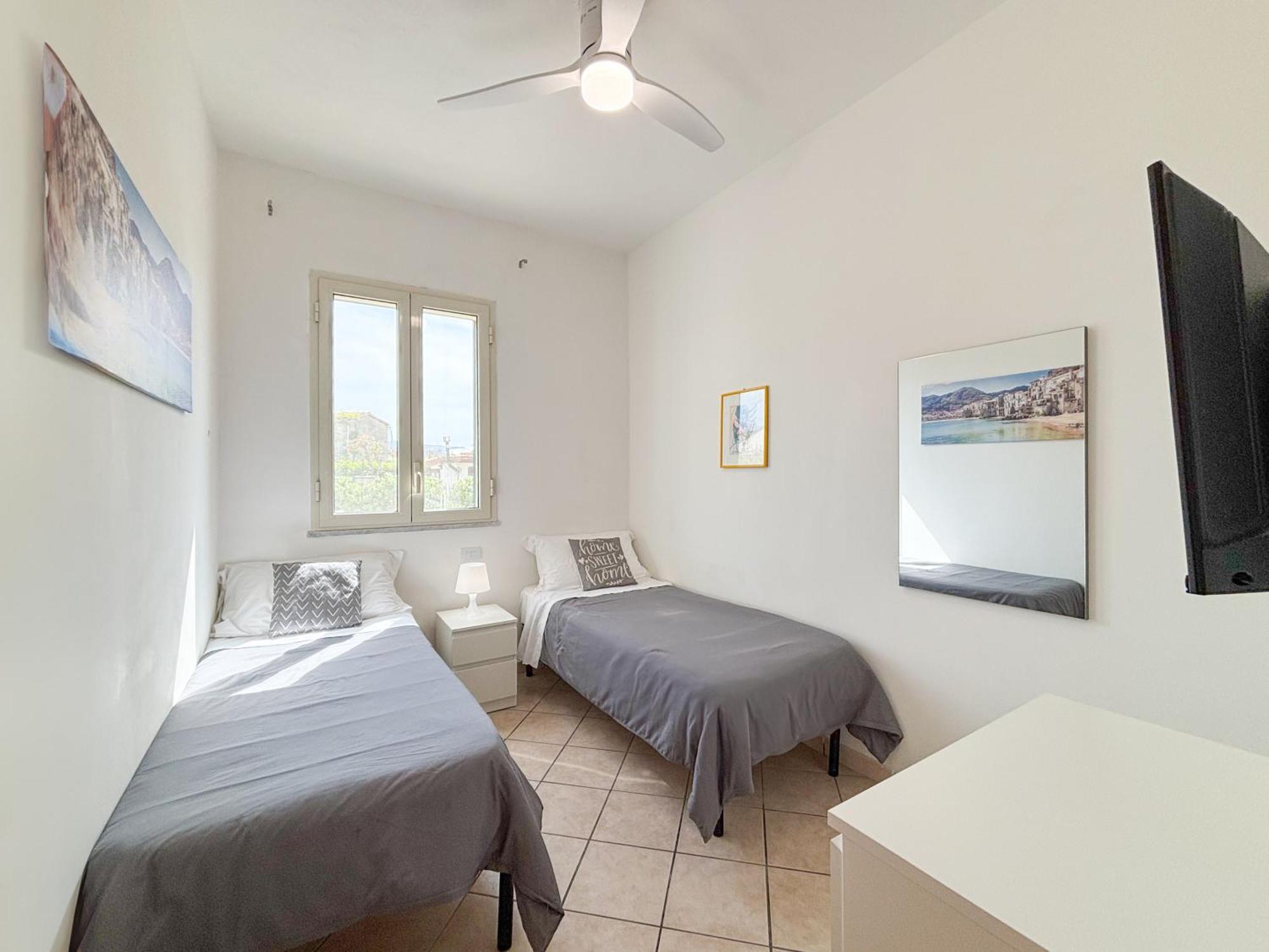 Case Vacanze Mare Nostrum - Villas In Front Of The Beach With Pool Campofelice Di Roccella Eksteriør bilde